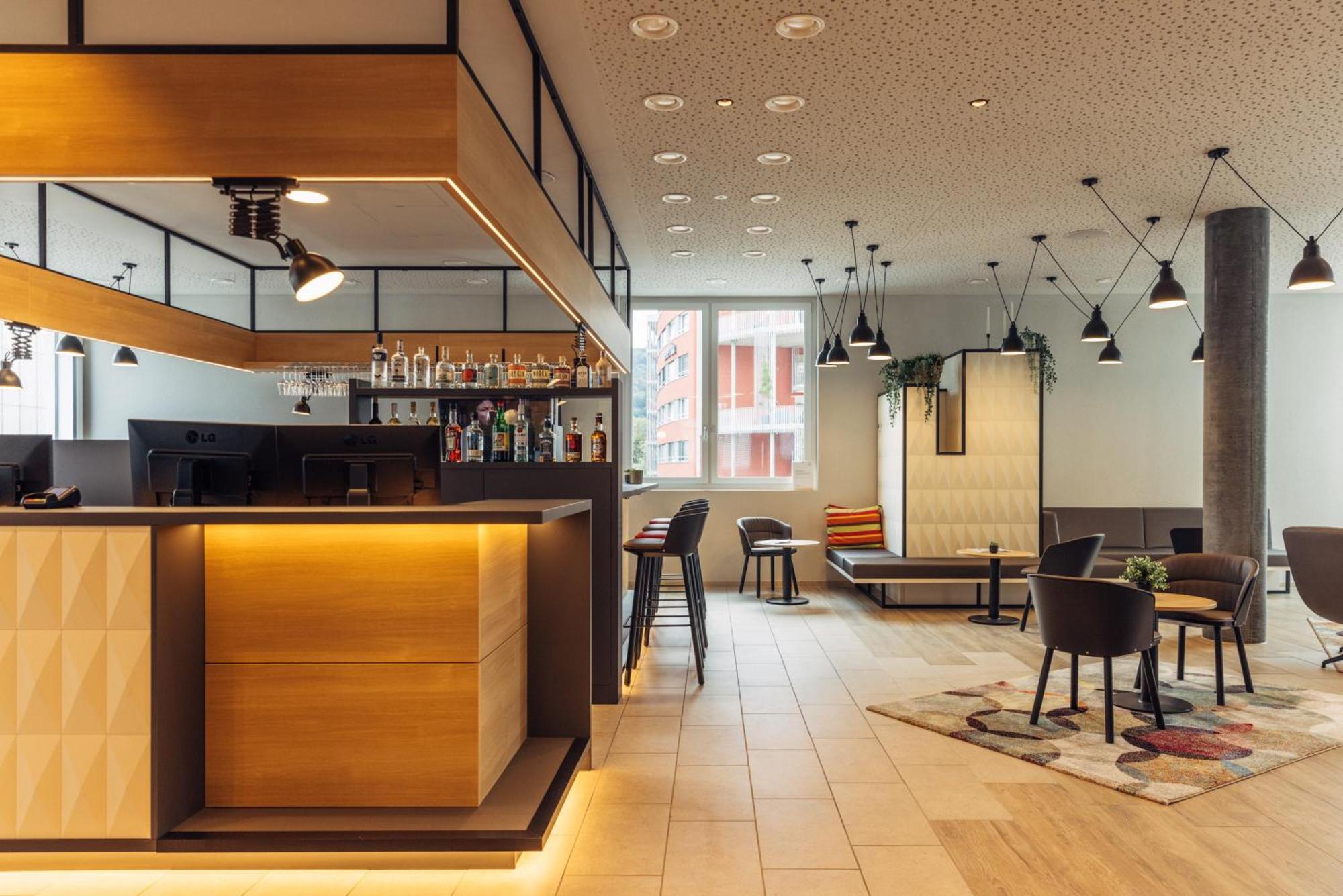 Harry'S Home Zuerich-Limmattal シュプライテンバハ エクステリア 写真