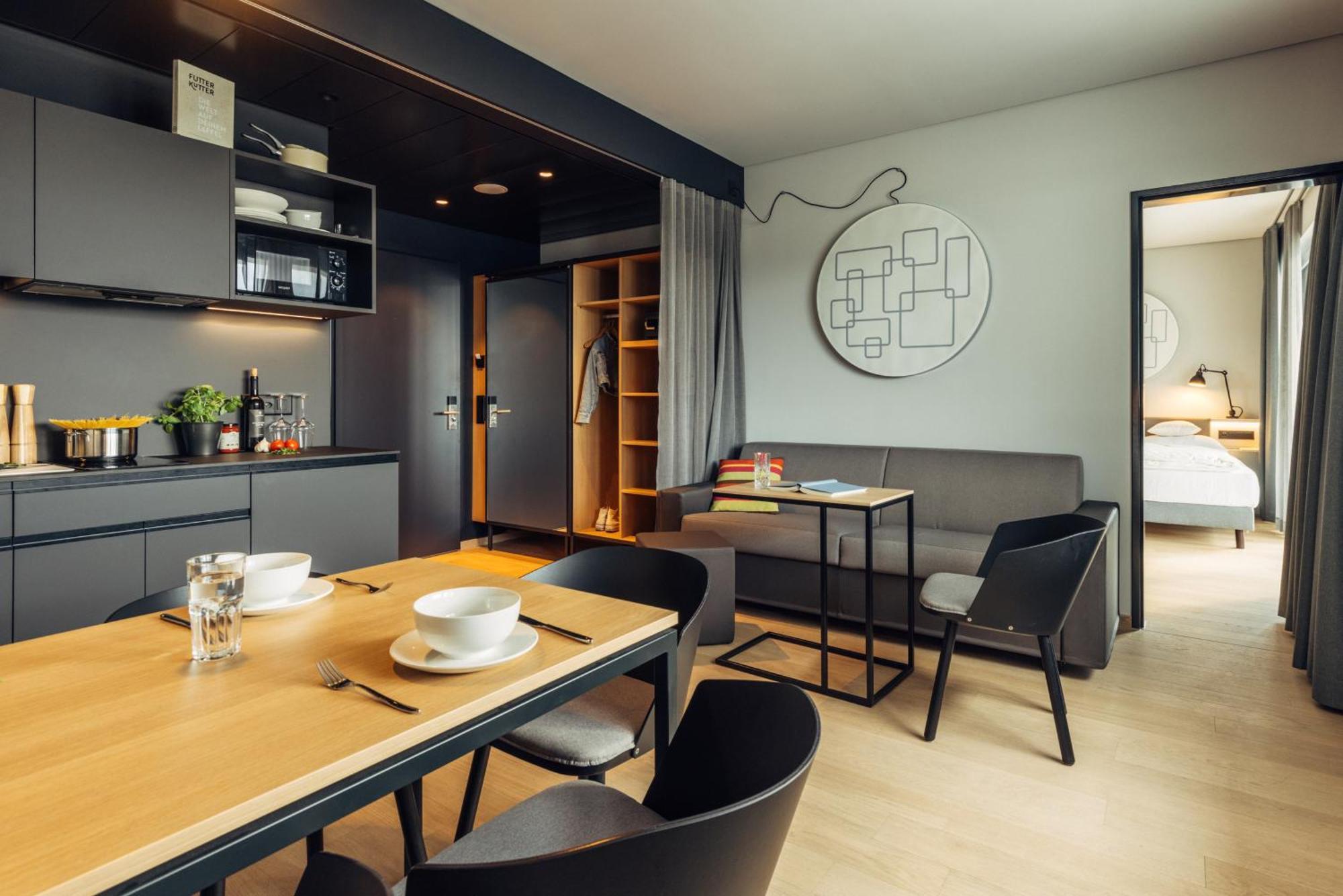Harry'S Home Zuerich-Limmattal シュプライテンバハ エクステリア 写真